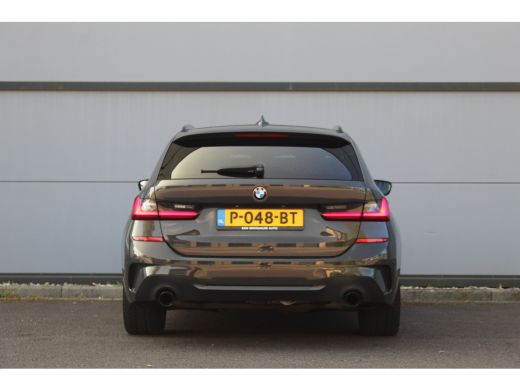 BMW 3 Serie 3-serie Touring 320i Business Ed. M-Sport | Leder | Trekh. | 19" LMV | Climate & Cruise C. | Navi... ActivLease financial lease
