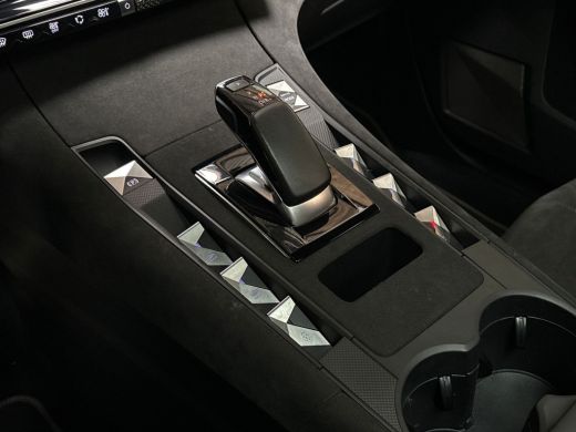 DS DS 7 E-Tense 4x4 Performance Line 300Pk Automaat (PANORAMADAK, APPLE CARPLAY, LEDER/ALCANTARA, 360 CAM... ActivLease financial lease