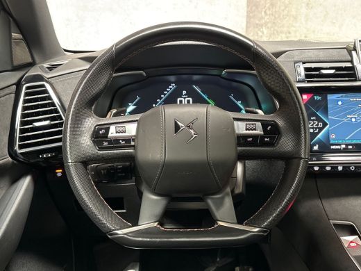 DS DS 7 E-Tense 4x4 Performance Line 300Pk Automaat (PANORAMADAK, APPLE CARPLAY, LEDER/ALCANTARA, 360 CAM... ActivLease financial lease