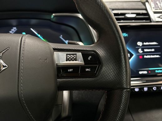DS DS 7 E-Tense 4x4 Performance Line 300Pk Automaat (PANORAMADAK, APPLE CARPLAY, LEDER/ALCANTARA, 360 CAM... ActivLease financial lease