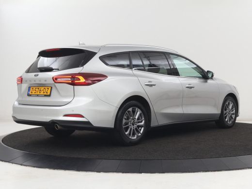 Ford Focus 1.0 EcoBoost Hybrid Titanium | Origineel NL | Carplay | Keyless | Navigatie | Climate control | C... ActivLease financial lease