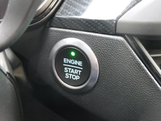 Ford Focus 1.0 EcoBoost ST Line 125pk | Winterpack | 18"LMV | Led Koplampen ActivLease financial lease