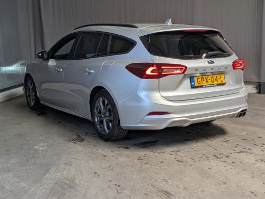Ford Focus 1.0EB Hybrid ST Line | NL-AUTO! | 1E EIGENAAR! | WINTERPACK | PARK SENS | LANE ASSIST | CRUISE | ... ActivLease financial lease