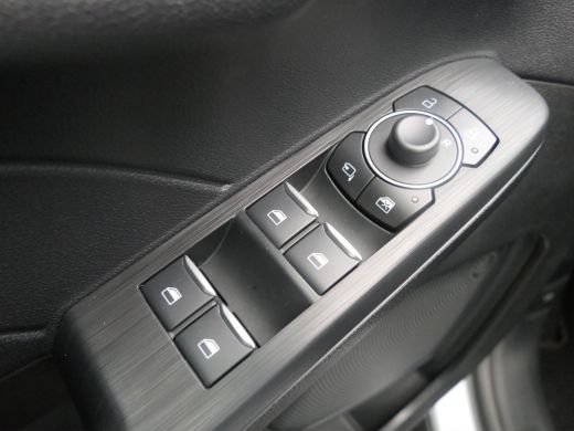 Ford Kuga 2.5 PHEV ST-Line 225pk | Winterpack | Camera | Privacy Glass | Navigatie | Cruise Control | CarPl... ActivLease financial lease