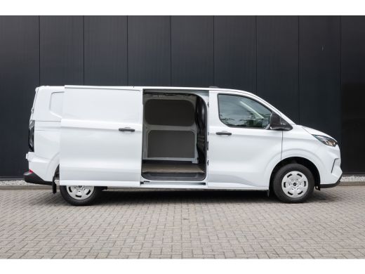 Ford Transit Custom 300 2.0 TDCI L2H1 Trend | Camera | Climate Control | Keyless Start | Digitaal Dashboard | Parkeer... ActivLease financial lease