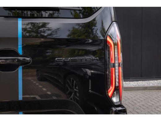 Ford Transit Custom AWD | Dubbel Cabine | zwarte hemelbekleding | bruin leder | 19'' velgen | zeer compleet | ActivLease financial lease