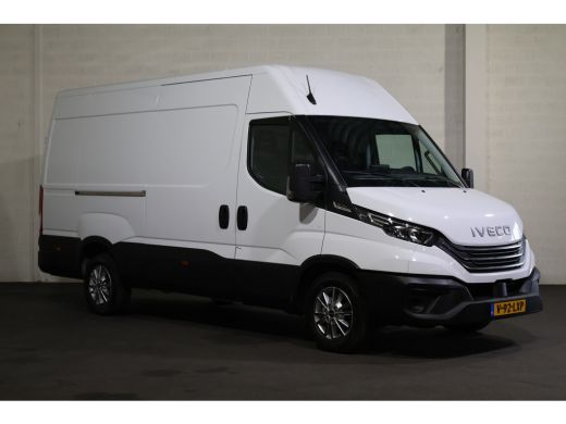 Iveco Daily 35S21 3.0 210pk Hi-Matic Automaat Navigatie Camera ActivLease financial lease