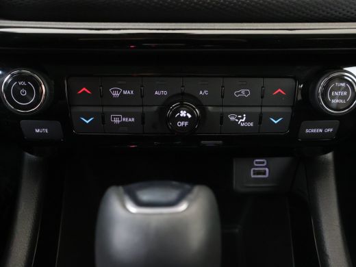 Jeep Compass 4xe 240 Plug-in Hybrid Electric Trailhawk Lederen Bekleding | Elek. Stoelen met Geheugen | Camera... ActivLease financial lease