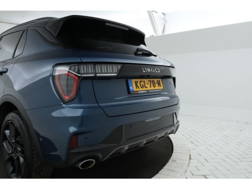Lynk & Co 01 1.5 zwarte hemel, black pack ActivLease financial lease