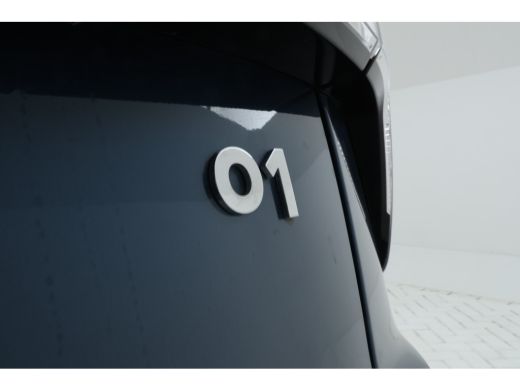 Lynk & Co 01 1.5 zwarte hemel, black pack ActivLease financial lease