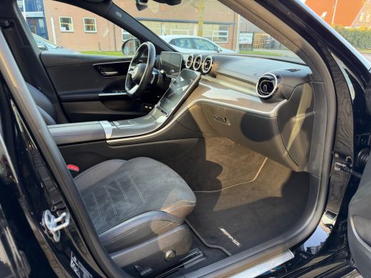 Mercedes-Benz C-Klasse Estate 300 e AMG Line 100 km Elektrisch | 360 | Pano ActivLease financial lease