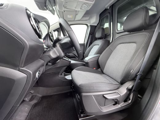 Mercedes-Benz Citan 112 CDI L1 Pro Automaat // Climate // Camera // LED // Cruise Control // LM // Stoelverwarming //... ActivLease financial lease