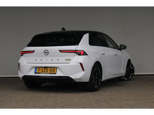 Opel Astra 1.6 Turbo Plug In Hybrid GSe | Matrix LED | 360 camera | Stoel en stuurwielverwarming | Adaptieve... ActivLease financial lease