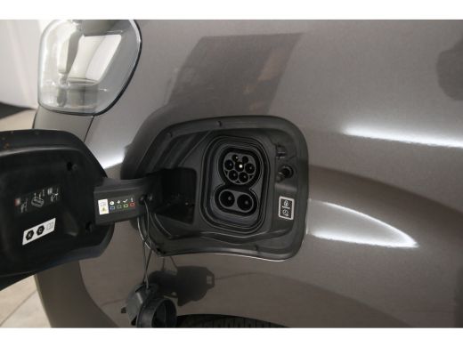 Opel Vivaro-e 75 kWh L3H1 | DC | 9 Zits | Snelladen | SOH 99% | Airco | Cruise | Camera | Carplay ActivLease financial lease