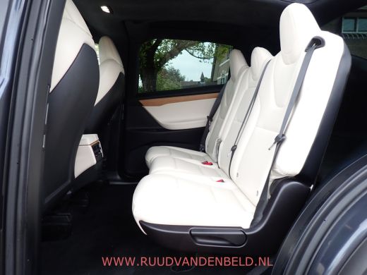 Tesla Model X Long Range Plus SOH 91% / CCS / AUTOPILOT / TREKHAAK / RAVEN ActivLease financial lease