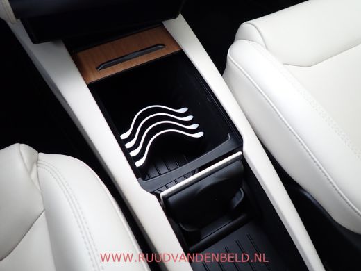 Tesla Model X Long Range Plus SOH 91% / CCS / AUTOPILOT / TREKHAAK / RAVEN ActivLease financial lease