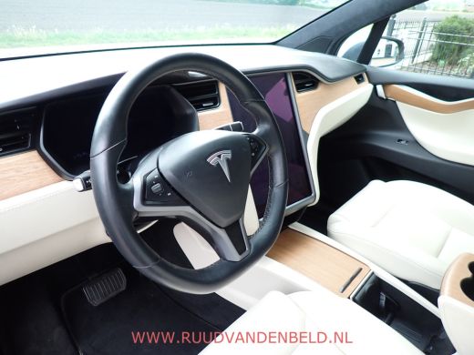 Tesla Model X Long Range Plus SOH 91% / CCS / AUTOPILOT / TREKHAAK / RAVEN ActivLease financial lease