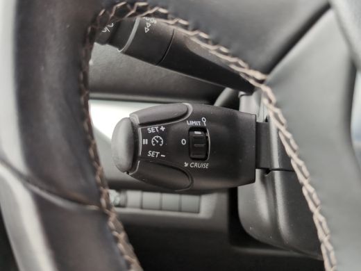 Toyota ProAce 2.0 D-4D Black Line | Imperiaal | Camera | Cruise Control | Navi | Bluetooth | ActivLease financial lease