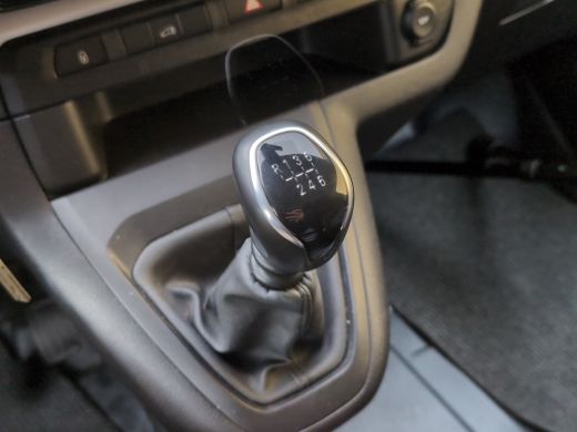 Toyota ProAce 2.0 D-4D Black Line | Imperiaal | Camera | Cruise Control | Navi | Bluetooth | ActivLease financial lease