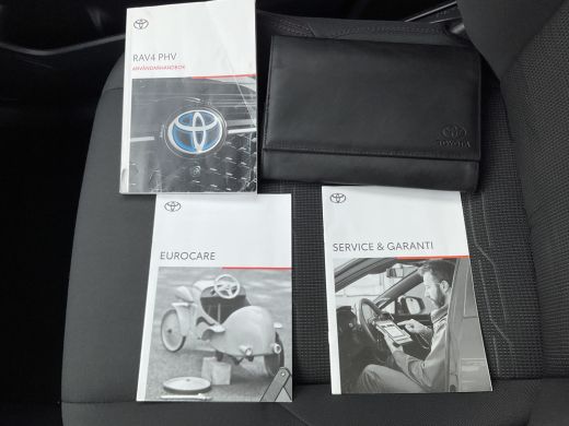 Toyota RAV4 2.5 Plug-in Hybrid AWD Carplay Adapt.Cruise Cam Trekhaak ActivLease financial lease