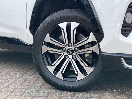 Toyota RAV4 2.5 Plug-in Hybrid AWD Carplay Adapt.Cruise Cam Trekhaak ActivLease financial lease