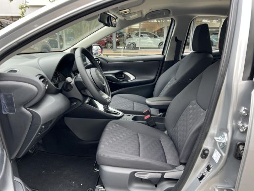 Toyota Yaris 1.5 Hybrid 115 Comfort ActivLease financial lease