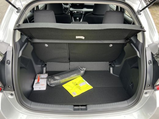 Toyota Yaris 1.5 Hybrid 115 Comfort ActivLease financial lease