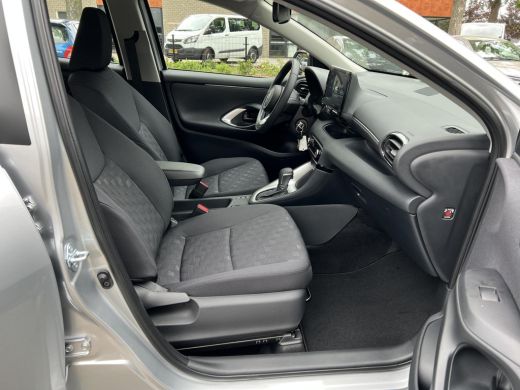 Toyota Yaris 1.5 Hybrid 115 Comfort ActivLease financial lease