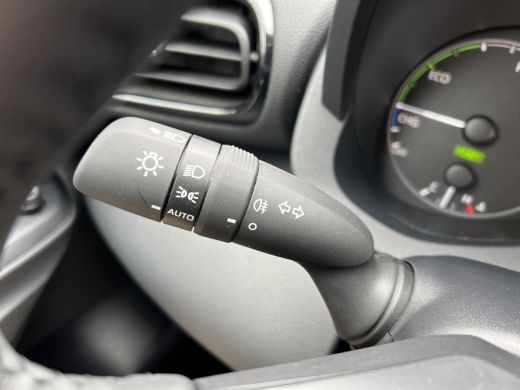 Toyota Yaris 1.5 Hybrid 115 Comfort ActivLease financial lease