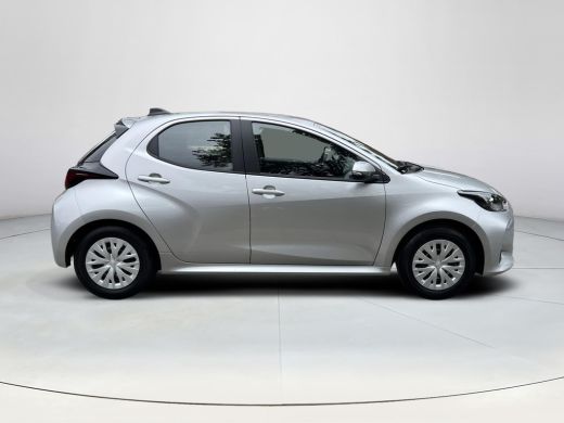 Toyota Yaris 1.5 Hybrid 115 Comfort ActivLease financial lease