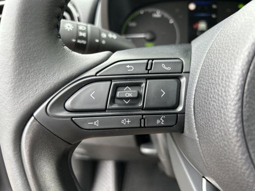 Toyota Yaris 1.5 Hybrid 115 Comfort ActivLease financial lease
