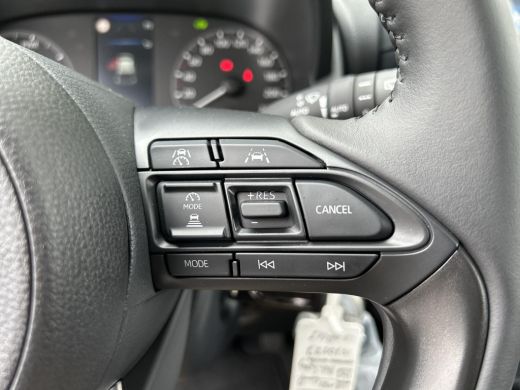 Toyota Yaris 1.5 Hybrid 115 Comfort ActivLease financial lease