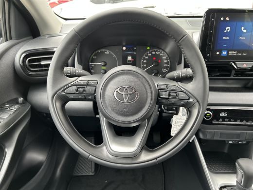 Toyota Yaris 1.5 Hybrid 115 Comfort ActivLease financial lease