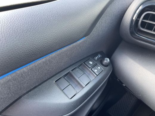 Toyota Yaris 1.5 Hybrid 130 Launch Edition ActivLease financial lease