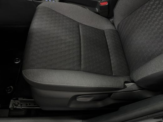 Toyota Yaris 1.5 Hybrid Dynamic ActivLease financial lease