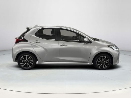Toyota Yaris 1.5 Hybrid Dynamic ActivLease financial lease