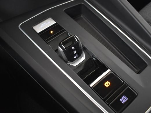 Volkswagen Golf 1.5 eHybrid Life Edition 204Pk DSG/AUTO | Glazen panorama-dak | Achteruitrijcamera | Cruise contr... ActivLease financial lease