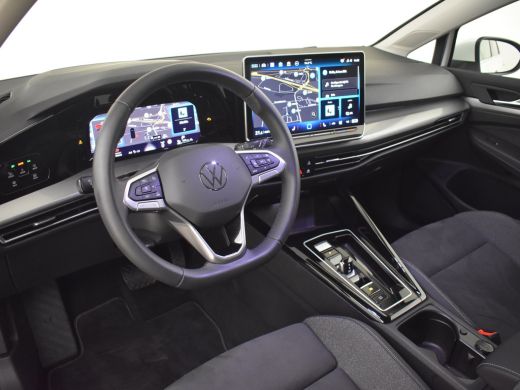 Volkswagen Golf 1.5 eHybrid Style Edition 204PK DSG/AUTO | Verlichte Gril l Elektr. Stoelen met geheugen l Camera... ActivLease financial lease