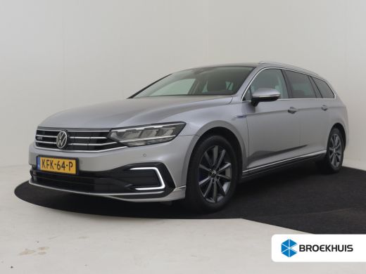 Volkswagen Passat Variant 1.4 TSI PHEV GTE Business | SOH 98,4% l Trekhaak uitklapbaar | Achteruitrijcamera | Cruis...