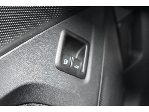 Volkswagen Tayron 1.5 eHybrid 204PK DSG-6 R-Line Edition | TREKHAAK | 20 INCH | BLACK STYLE | DESIGN + COMFORT + AS... ActivLease financial lease