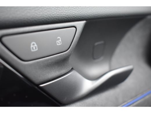 Volkswagen Tayron 1.5 eHybrid 204PK DSG-6 R-Line Edition | TREKHAAK | 20 INCH | BLACK STYLE | DESIGN + COMFORT + AS... ActivLease financial lease