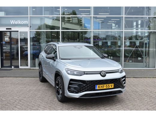 Volkswagen Tayron 1.5 eHybrid 204PK DSG-6 R-Line Edition | TREKHAAK | 20 INCH | BLACK STYLE | DESIGN + COMFORT + AS... ActivLease financial lease