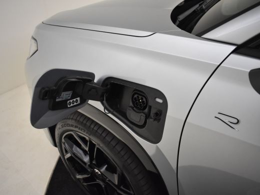 Volkswagen Tayron 1.5 eHybrid R-Line Edition 204Pk DSG/AUTO | Glazen panorama-dak | Trekhaak uitklapbaar | Achterui... ActivLease financial lease