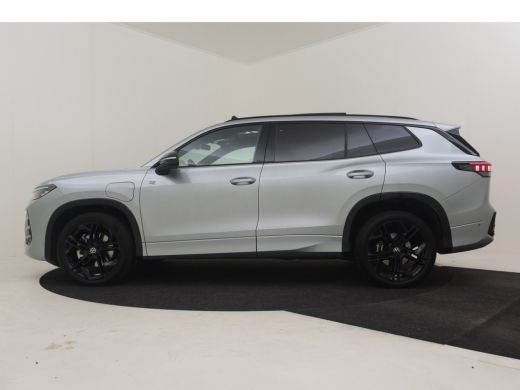 Volkswagen Tayron 1.5 eHybrid R-Line Edition 204Pk DSG/AUTO | Glazen panorama-dak | Trekhaak uitklapbaar | Achterui... ActivLease financial lease