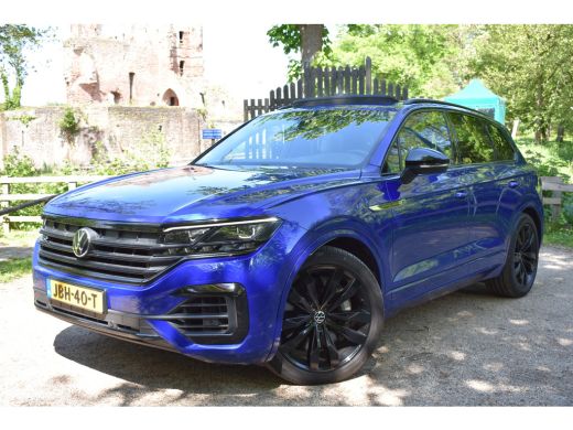 Volkswagen Touareg 3.0 TSI eHybrid 462PK 4MOTION R | TREKHAAK | PANORAMADAK | STOELVERW. | 360 CAMERA | NAVIGATIE | ...