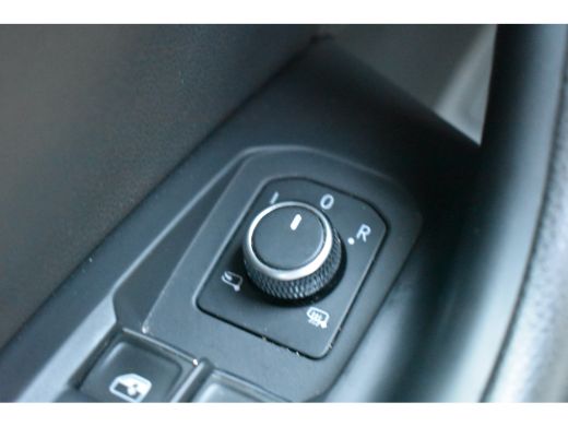 Volkswagen Touareg 3.0 TSI eHybrid 462PK 4MOTION R | TREKHAAK | PANORAMADAK | STOELVERW. | 360 CAMERA | NAVIGATIE | ... ActivLease financial lease