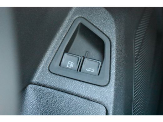 Volkswagen Touareg 3.0 TSI eHybrid 462PK 4MOTION R | TREKHAAK | PANORAMADAK | STOELVERW. | 360 CAMERA | NAVIGATIE | ... ActivLease financial lease