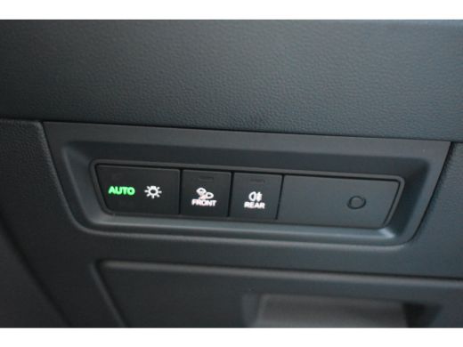 Volkswagen Touareg 3.0 TSI eHybrid 462PK 4MOTION R | TREKHAAK | PANORAMADAK | STOELVERW. | 360 CAMERA | NAVIGATIE | ... ActivLease financial lease