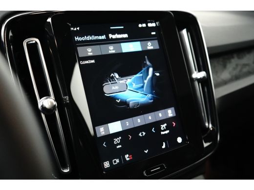 Volvo  C40 Recharge Twin Plus 82 kWh | SOH 95% | Pano | Camera | Adaptieve CC | BLIS | Keyless | All-seasons | ActivLease financial lease