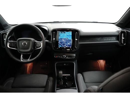 Volvo  C40 Recharge Twin Plus 82 kWh | SOH 95% | Pano | Camera | Adaptieve CC | BLIS | Keyless | All-seasons | ActivLease financial lease
